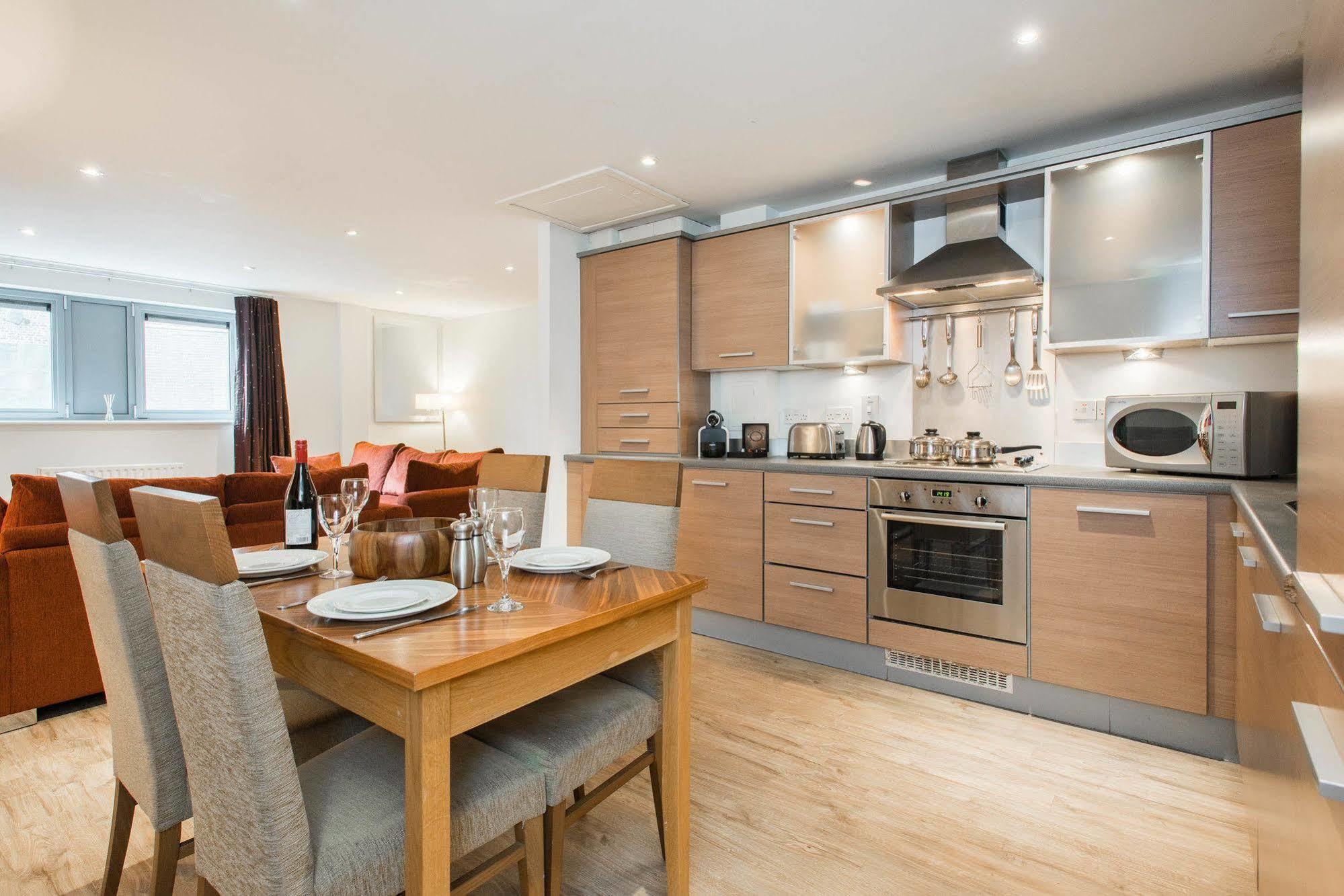 Premier Suites Newcastle エクステリア 写真